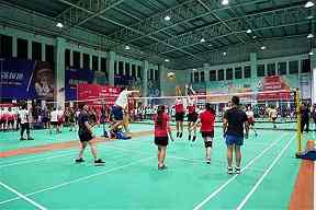 2025NCAA首轮的肯塔基，校园球迷如何理解淘汰赛准备？