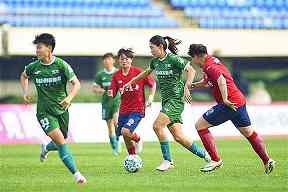 2025U18棒球触击，球棒角度怎样降低难度