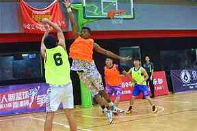 2025NCAA四强齐聚头号种子，疯狂三月也有强队秩序